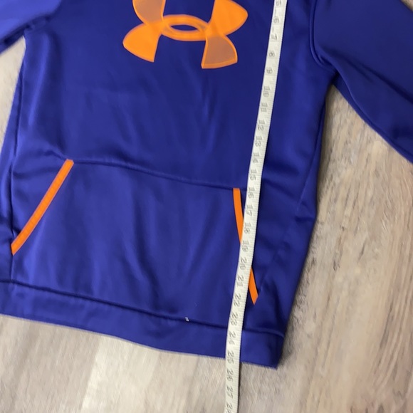 Under Armor hoodie boy or girl sweatshirt - Picture 7 of 8